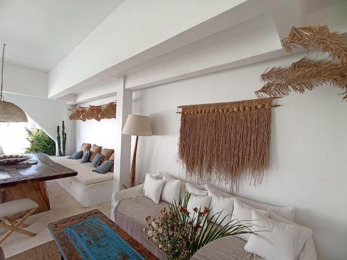 Sal Central Uluwatu  Exterior photo